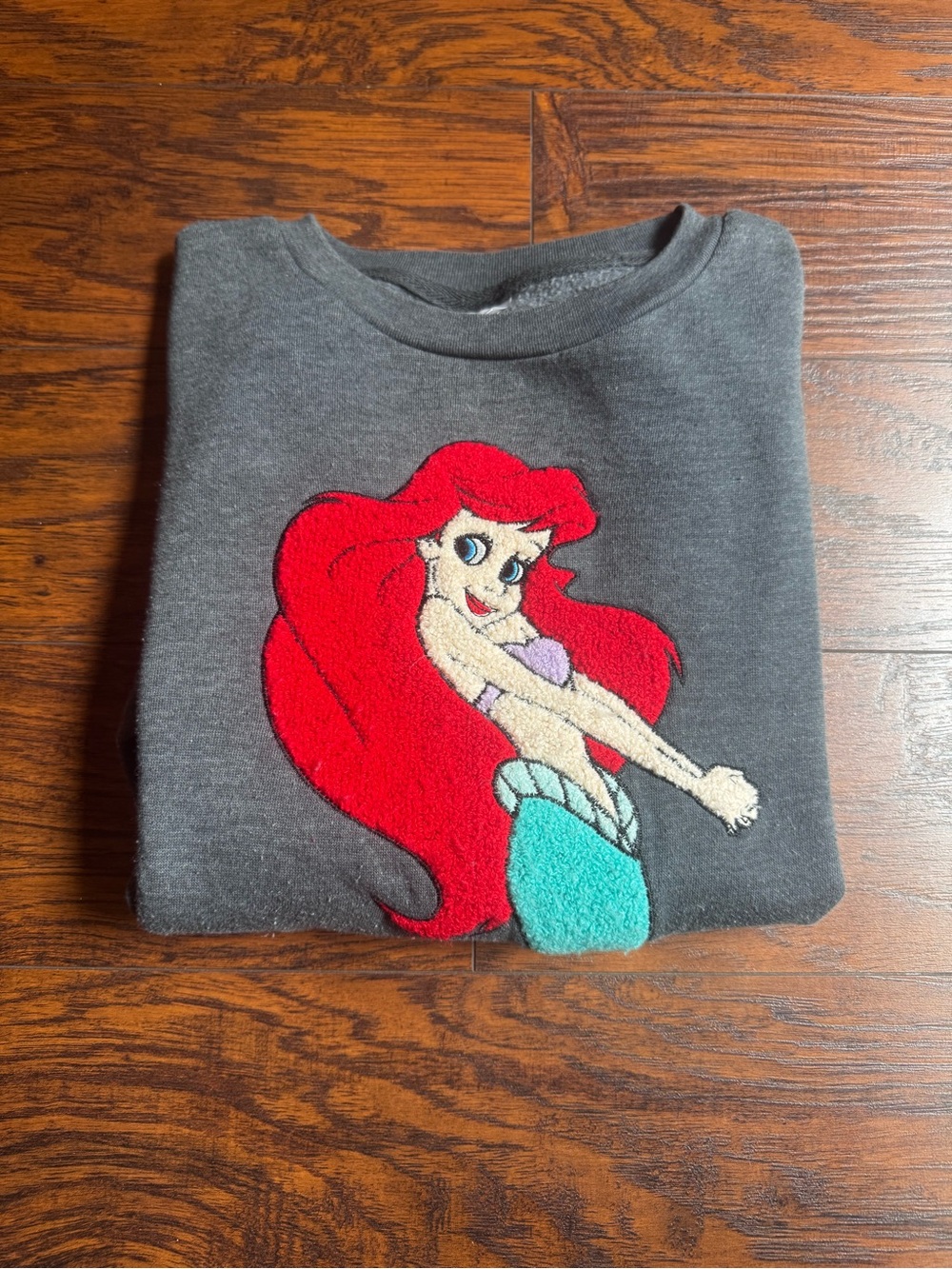 {Disney} Little Mermaid Ariel Gray Sweatshirt